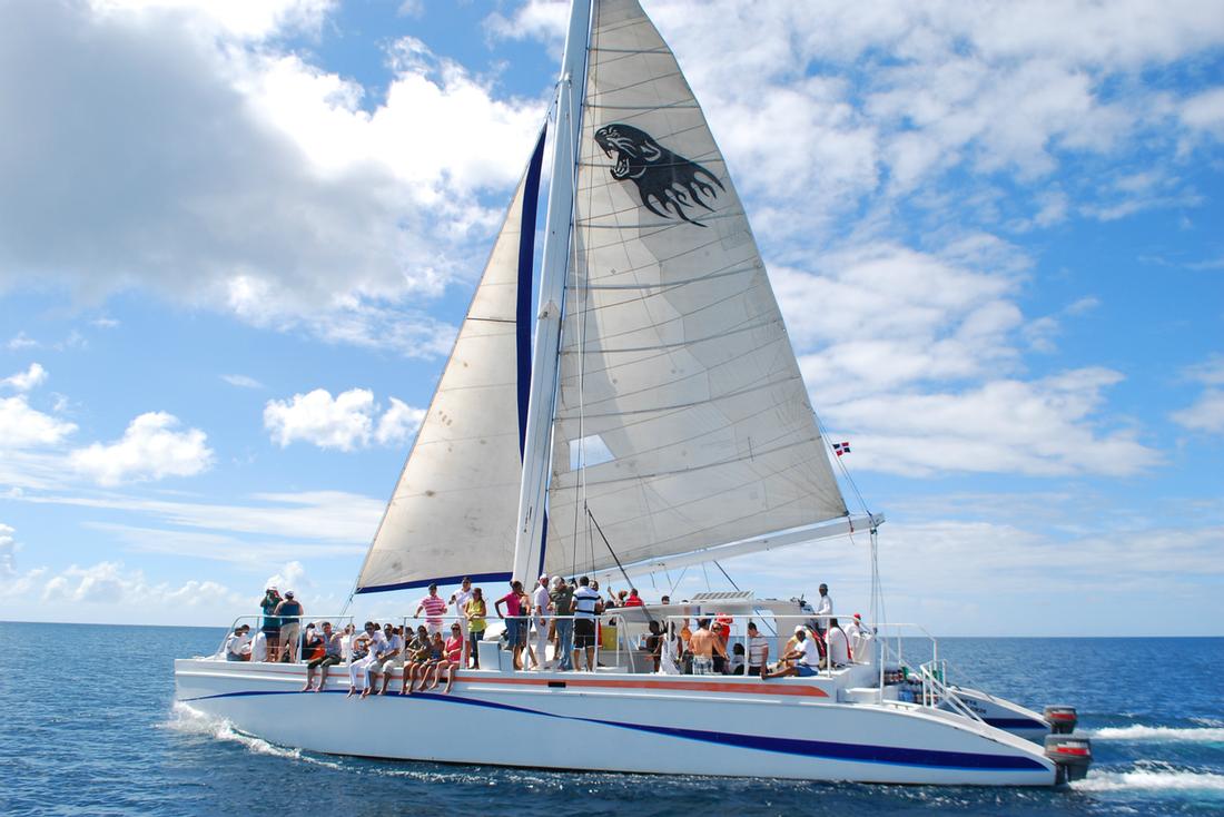 saona island catamaran tour